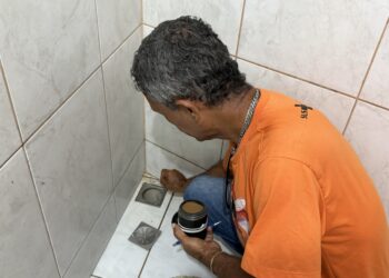 De porta em porta contra a dengue: cerca de 200 mil imóveis já foram vistoriados em Cariacica neste ano