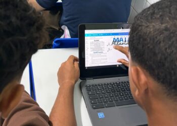 Estudantes produzem mapas mentais digitais sobre os biomas brasileiros em São Mateus
