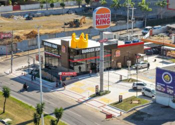 Rede mundial de fast food inaugura nova loja com drive-thru em Cariacica nesta terça-feira (28)