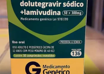 SUS adquire tecnologia para produzir principal remédio contra o HIV