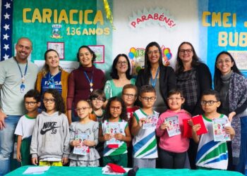 Alunos de Cariacica recebem óculos de grau e ganham mais qualidade no aprendizado