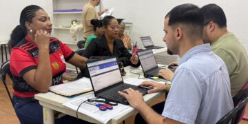 Ação leva negociações de débitos e serviços fiscais para moradores em Flexal I