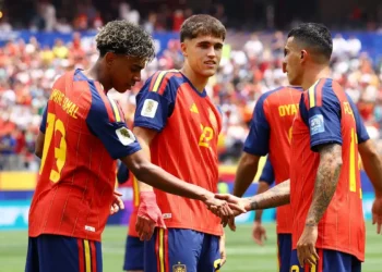 Espanha repete feito do Brasil de 1958 em classificação sobre Áustria
