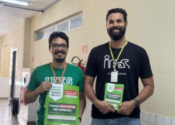 Ifes visita escolas da rede municipal para incentivar alunos a participarem de processo seletivo