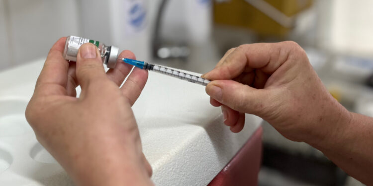 Saúde reforça importância da vacinação contra o sarampo