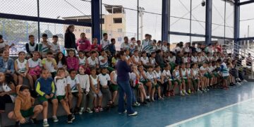 Alunos da Escola Cerqueira Lima comemoram Dia do Estudante com torneio interclasse