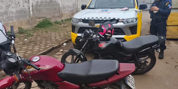 Inspetoria de Trânsito recupera duas motos com restrição de furto e roubo