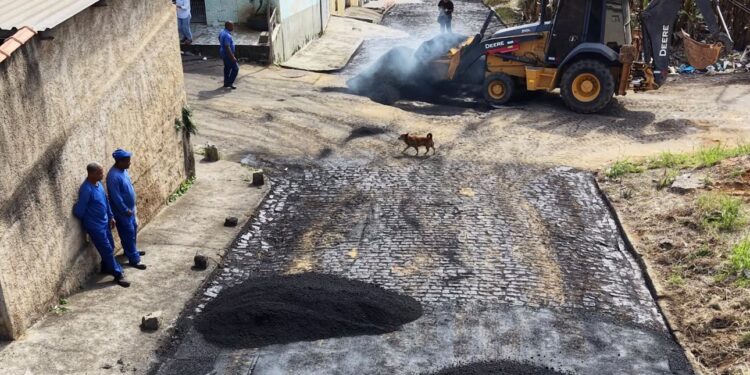 Trecho do bairro São Geraldo II recebe obras de pavimentação