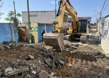 Nova Rosa da Penha I e II e Vila Progresso recebem mais ruas pavimentadas