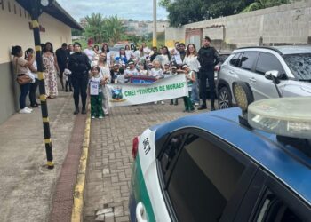 Patrulha Escolar acompanha desfiles da Semana da Pátria em unidades de ensino da rede municipal